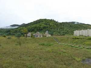 September 13, 2015 - (04) Toyako Volcano Science Museum Outside - 003