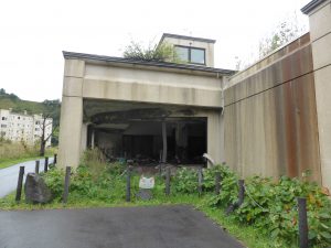 September 13, 2015 - (04) Toyako Volcano Science Museum Outside - 046
