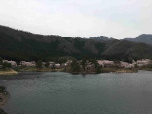 April-10-025