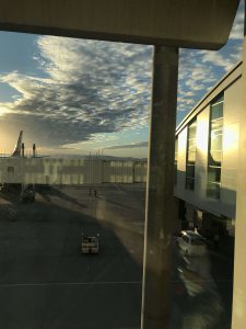 Okinawa171128 - (5) Waiting in Airport - 18